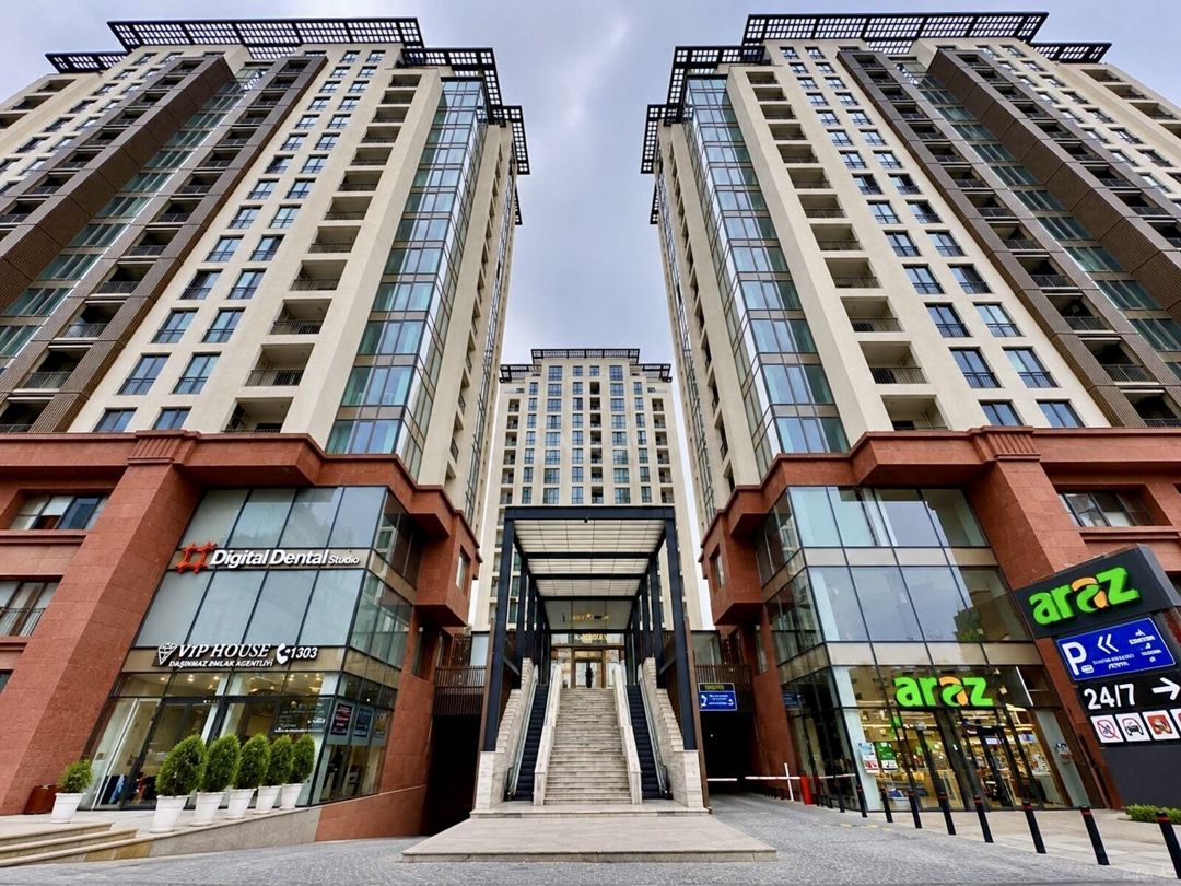 Satılır 4 otaqlı yeni tikili 180 m² — Mənzil, Bakı