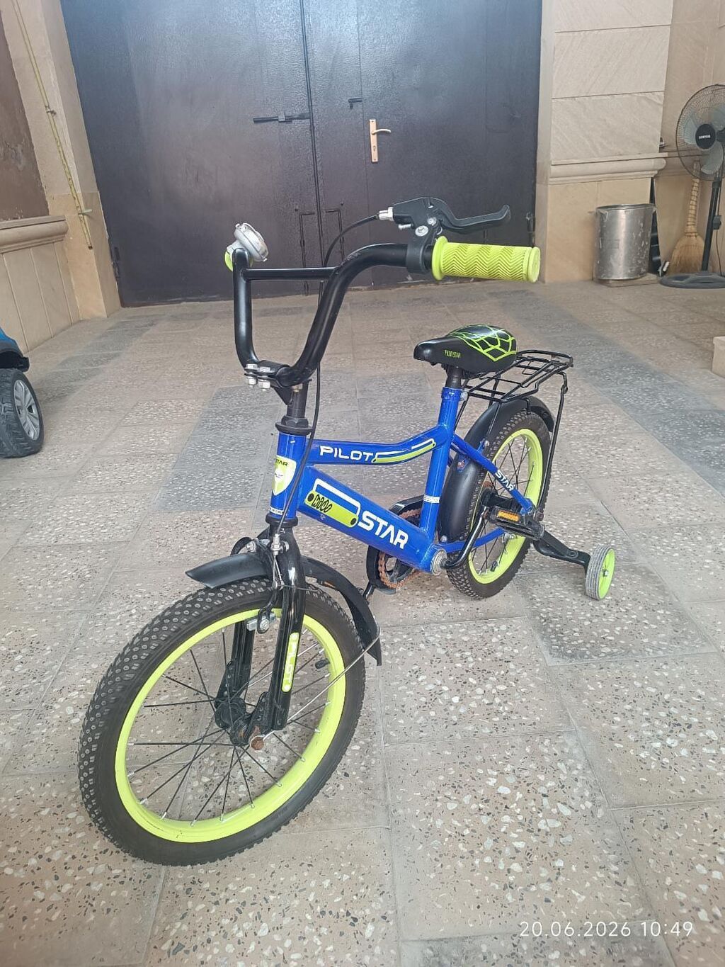 Velosiped satilir 45 azn 12 likdir. Heç bir problemi yoxdur. Bakıxanov