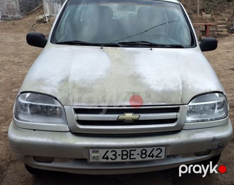 Chevrolet Niva: 1.7 l | 2006 il 170000 km Universal — Lerik