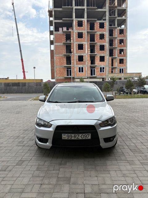 Mitsubishi Lancer, 2.0 L, 2010 il, 376 000 km