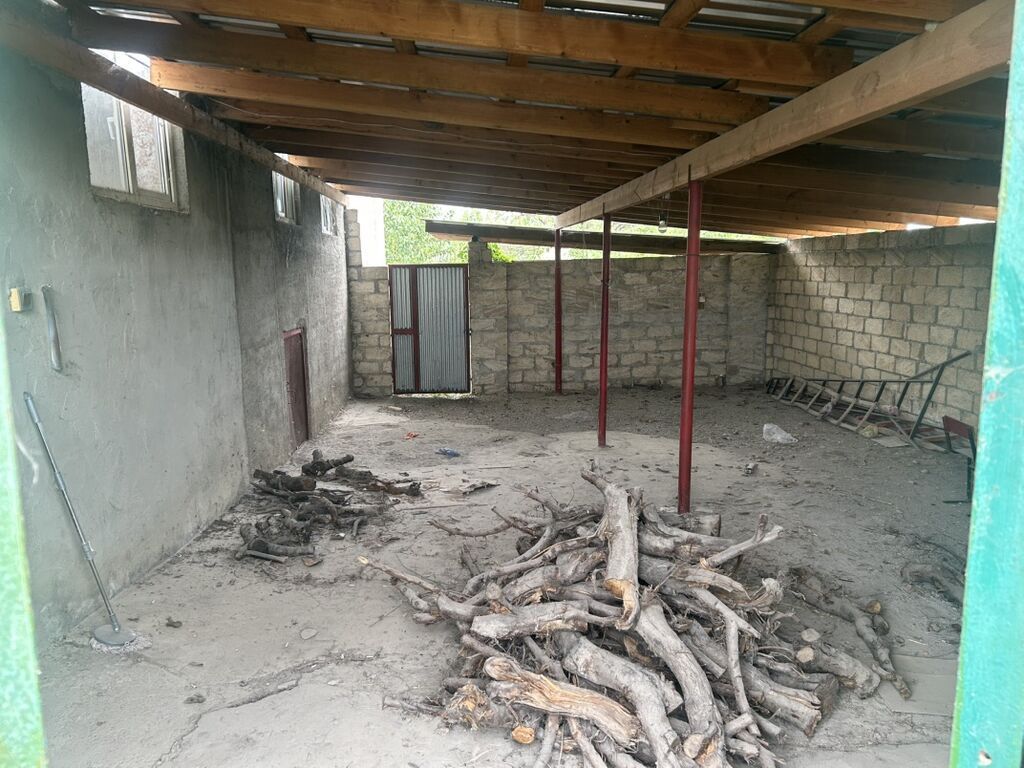 Satılır: kənd mühitində həyət evi və geniş torpaq sahəsi - Tikinti — Daşınmaz əmlak, Quba (3)