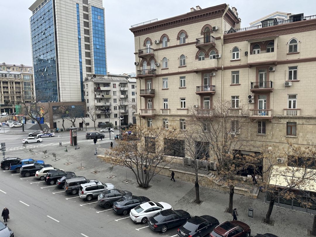 İcarəyə verilir 5 otaqlı ofis 225 m² — Ofis, Bakı (11)