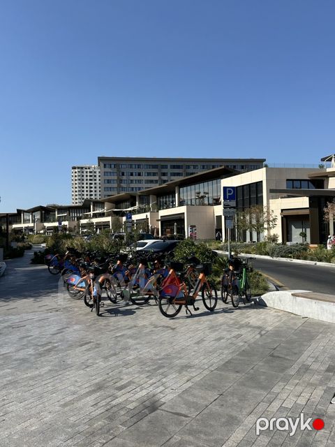 Satılır 4 otaqlı köhnə tikili 110 m²