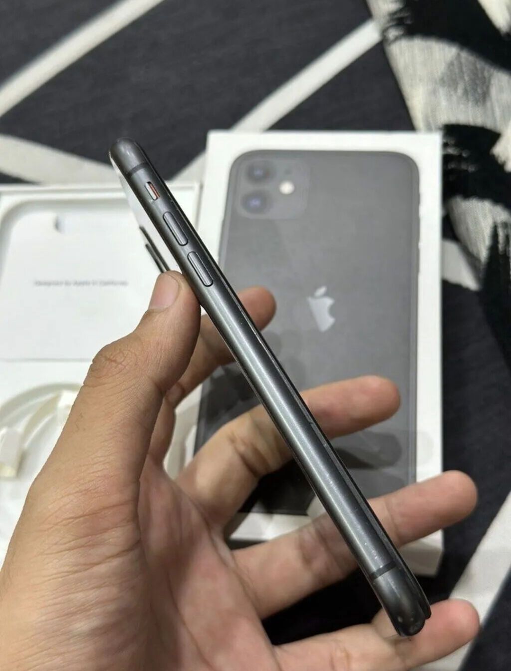 IPhone 11, 128 GB, Qara, Zəmanət, Kredit, Simsiz şarj — Apple iPhone, Göyçay (2)