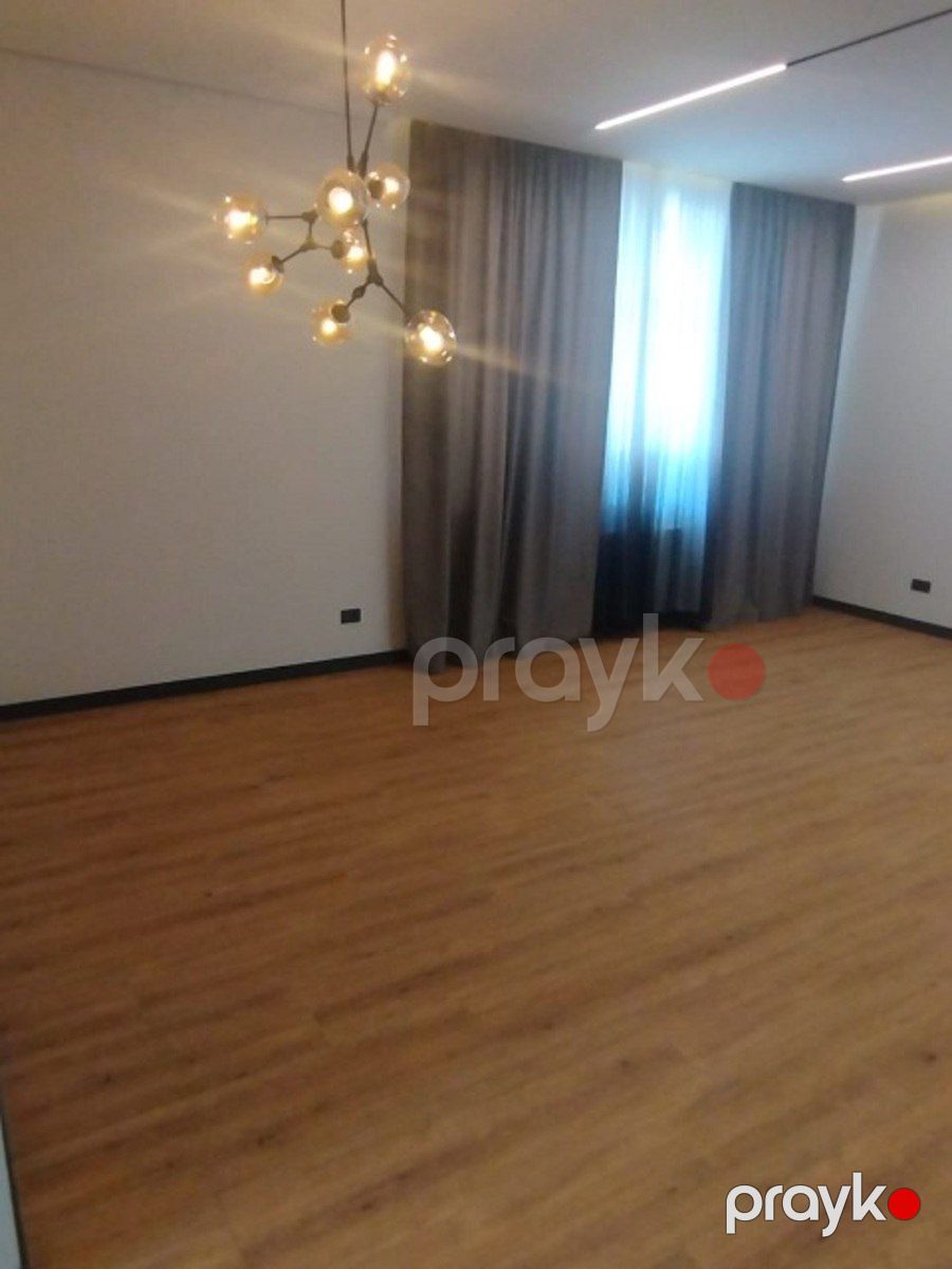 Satılır 4 otaqlı həyət evi/bağ evi 300 m² — Ev, villa, Bakı (6)