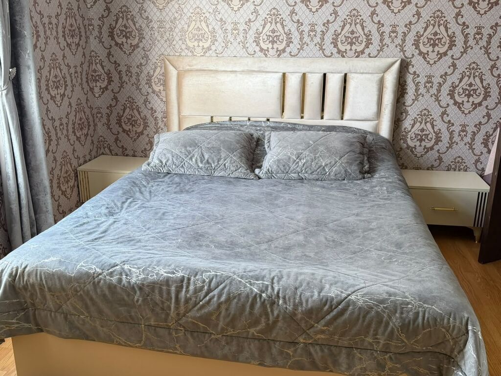 Yataq mebeli 999 azn satılır bir ildi baha alınıb təzə kimidi köç — Mebel, Bakı (3)