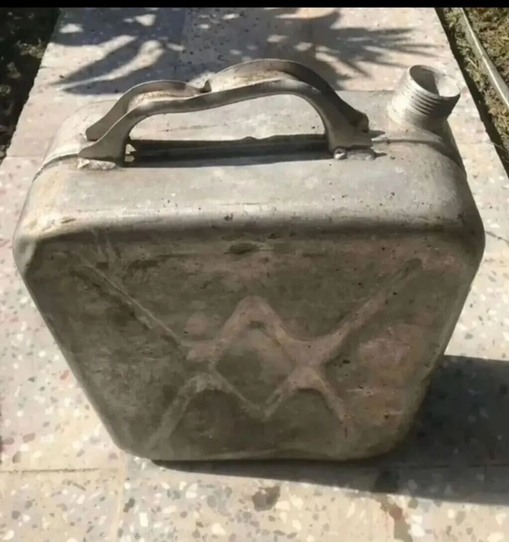 Metal yanacaq bidonu - Material: qalın metal (polad) - Tutum — Avto, Bakı (2)