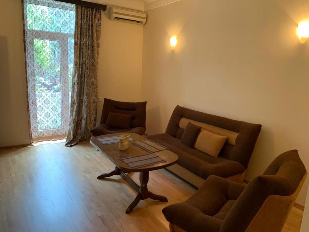 İcarəyə verilir 2 otaqlı köhnə tikili 65 m² — Mənzil, Bakı (4)