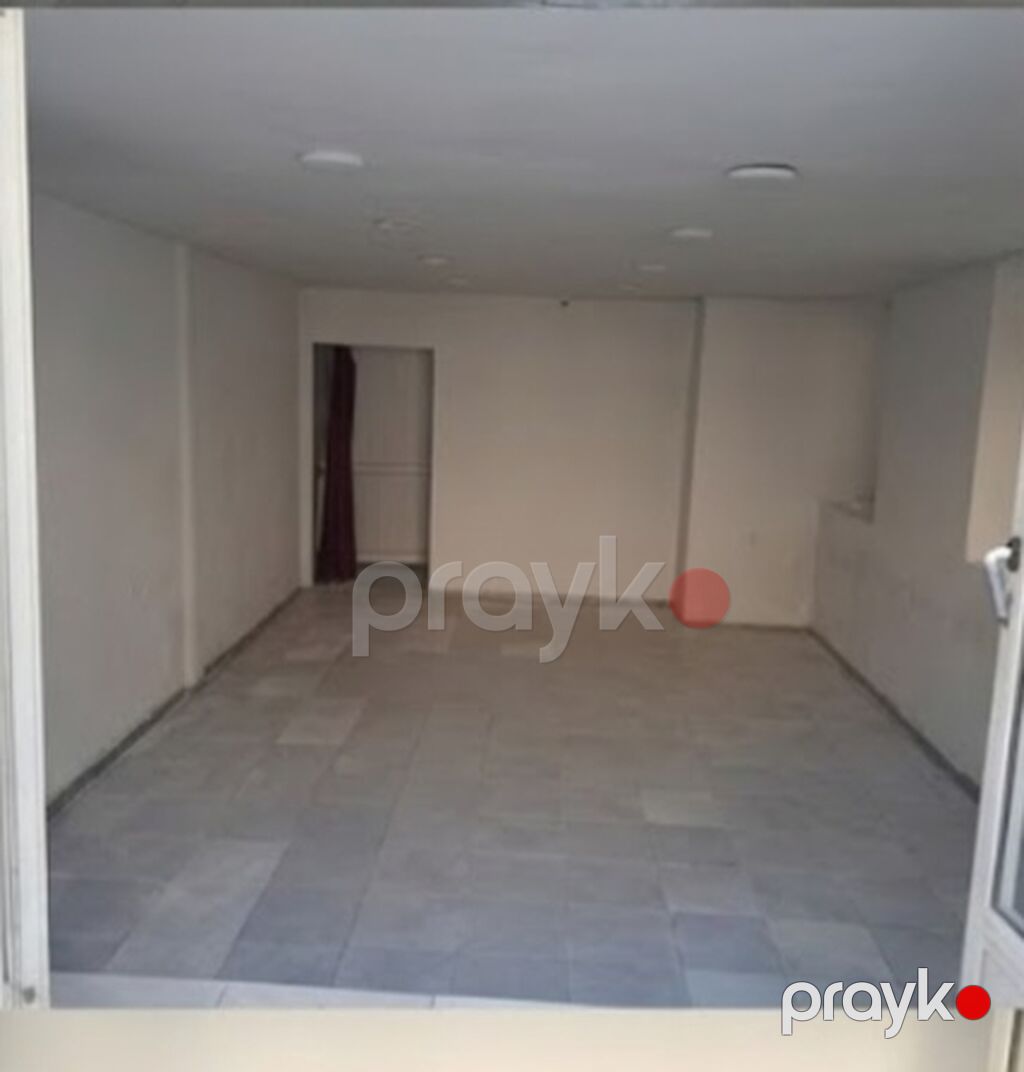 Obyekt – küçəyə çıxışı olan, vitrinli 30 kvatrat. Tualeti. Suyu — Daşınmaz əmlak, Bakı (7)