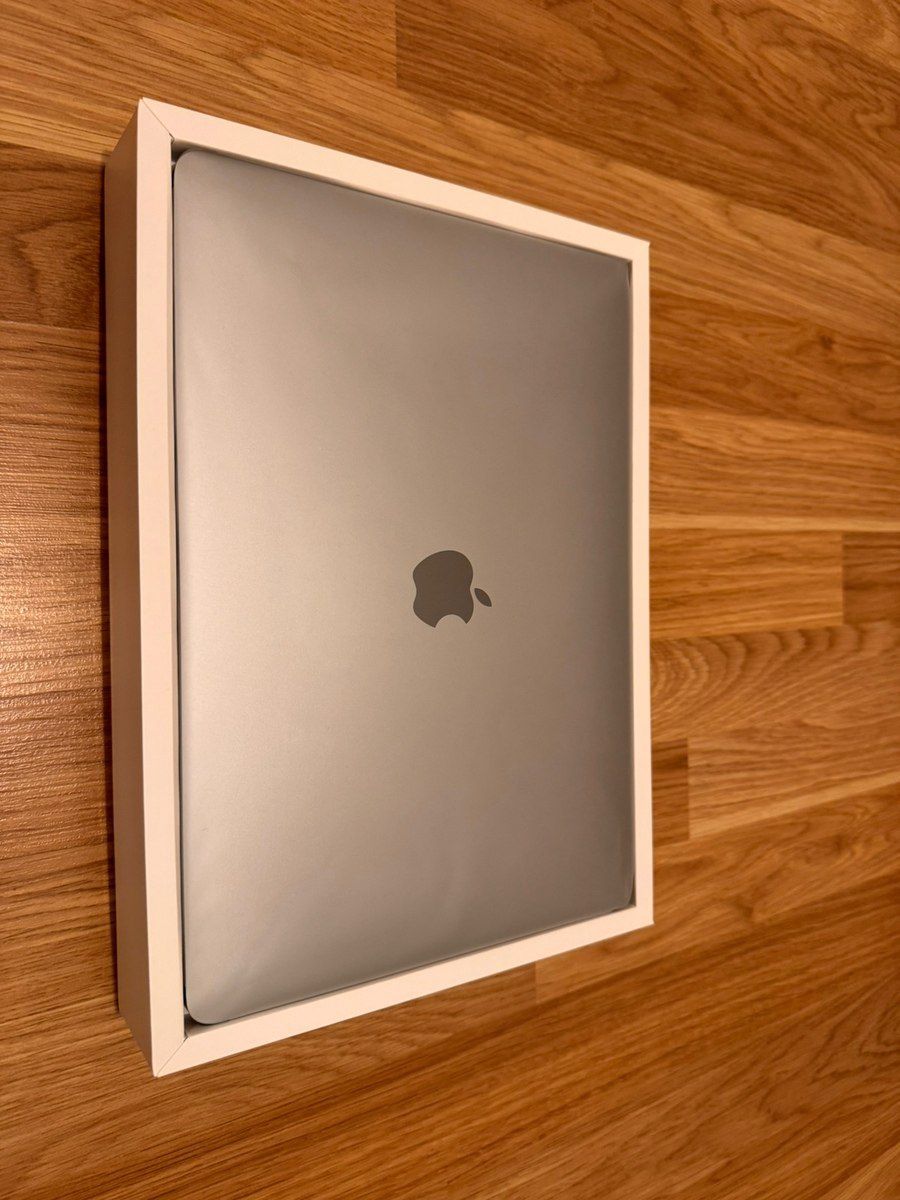 Apple Macbook Pro M1 16GB — Elektronika, Bakı (7)