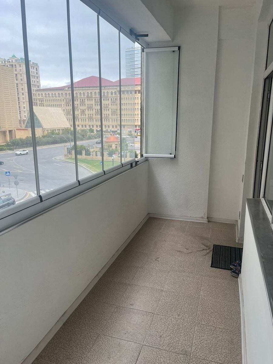 Satılır 3 otaqlı yeni tikili 150 m² — Mənzil, Bakı (11)