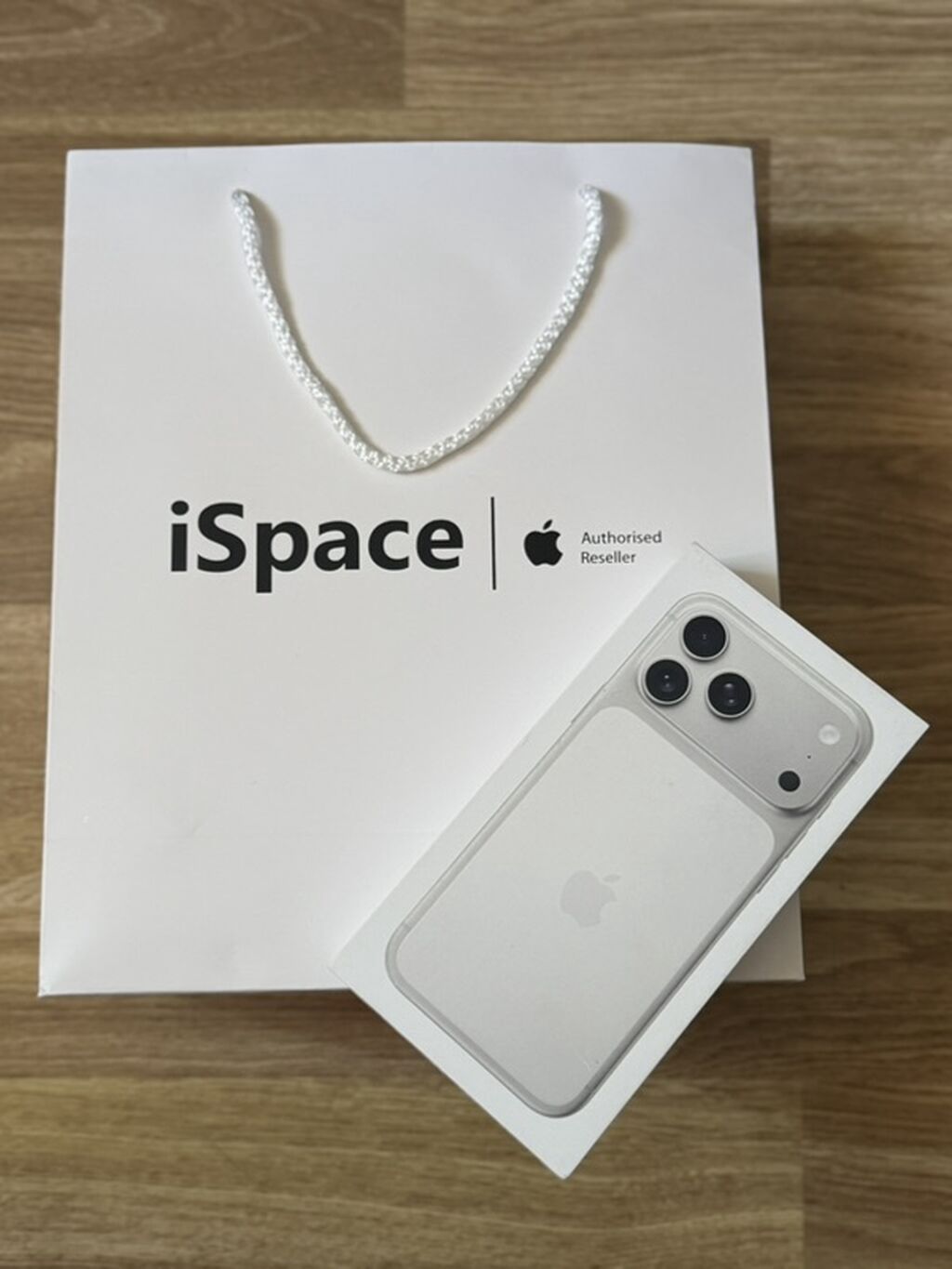 IPhone 17 Pro Max, 256 GB, Ağ, Face ID — Apple iPhone, Bakı