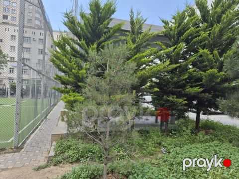 Satılır 2 otaqlı köhnə tikili 52 m²