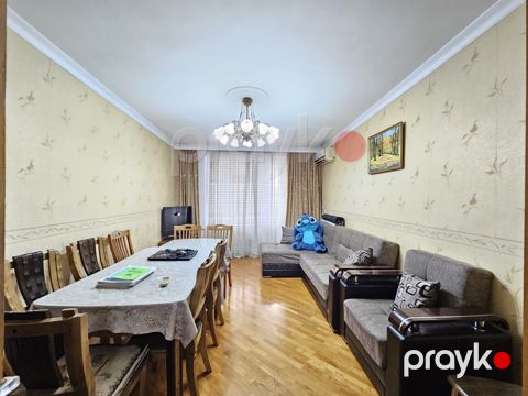 Satılır 3 otaqlı köhnə tikili 75 m²