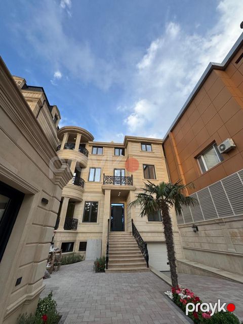 İcarəyə verilir 9 otaqlı həyət evi/bağ evi 550 m²