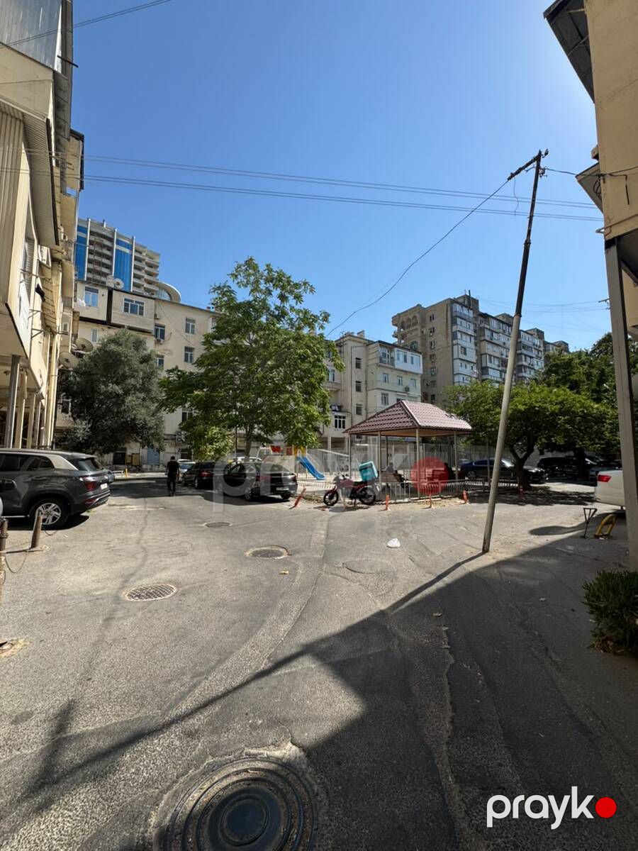 Satılır 3 otaqlı köhnə tikili 82 m² — Mənzil, Bakı (4)