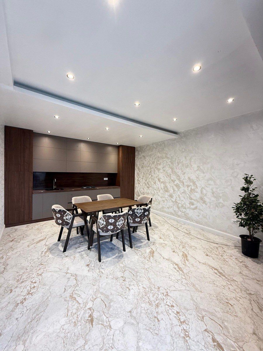 Satılır 4 otaqlı həyət evi/bağ evi 200 m² — Ev, villa, Bakı (10)