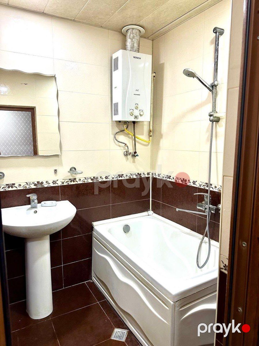 Satılır 3 otaqlı köhnə tikili 90 m² — Mənzil, Bakı (11)