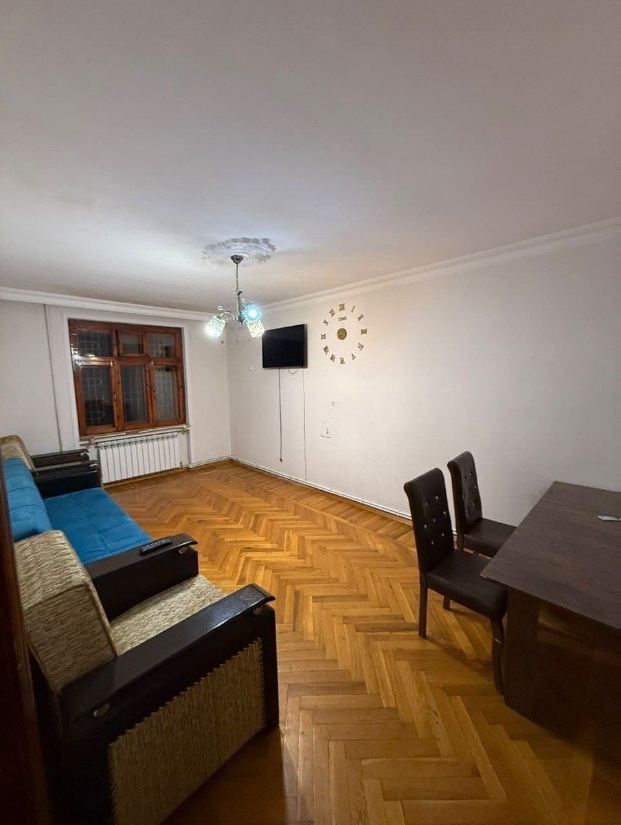 İcarəyə verilir 3 otaqlı köhnə tikili 80 m² — Mənzil, Bakı