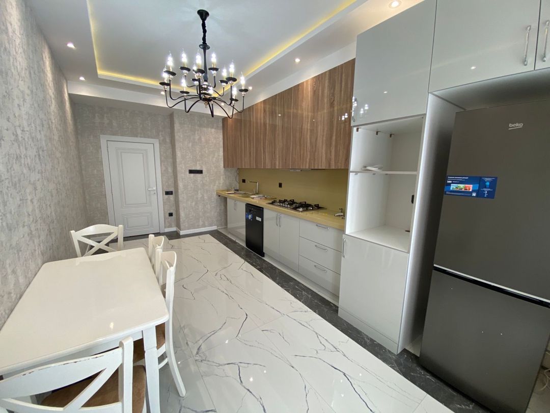 İcarəyə verilir 3 otaqlı yeni tikili 160 m² — Mənzil, Bakı (10)