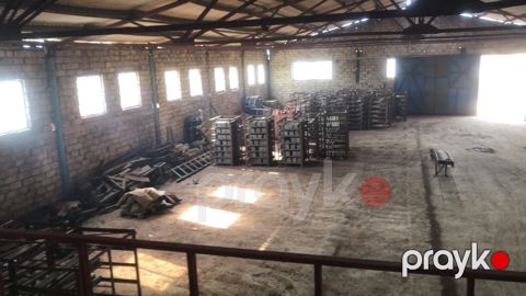 Satılır obyekt 3200 m²