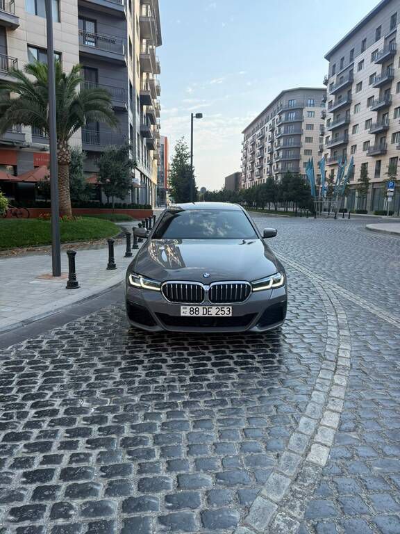 BMW 530e, 2.0 L, 12 kWh, 2021 il, 111 000 km — Avtomobillər, Bakı (2)