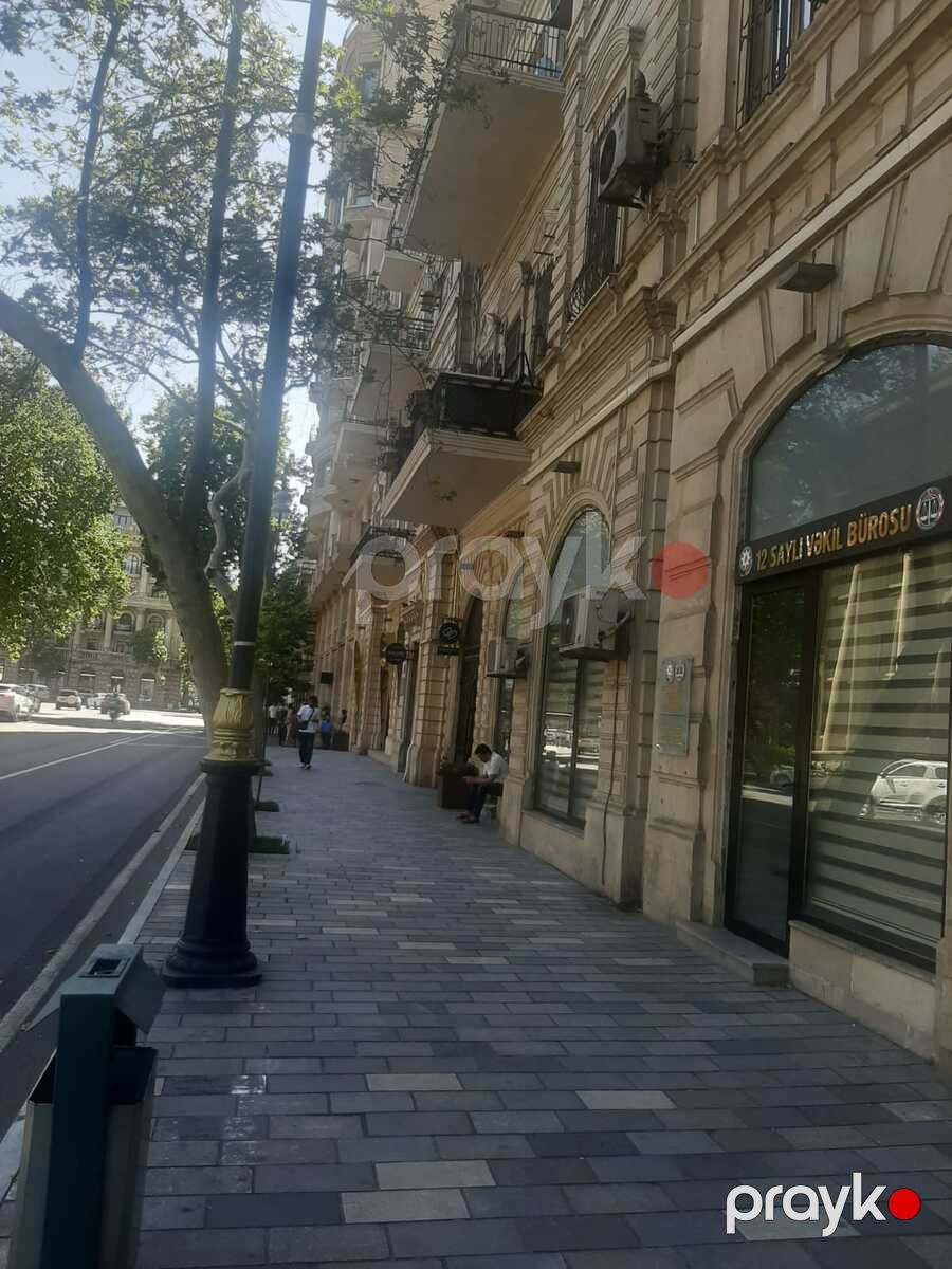 Satılır 2 otaqlı köhnə tikili 45 m² — Mənzil, Bakı (2)