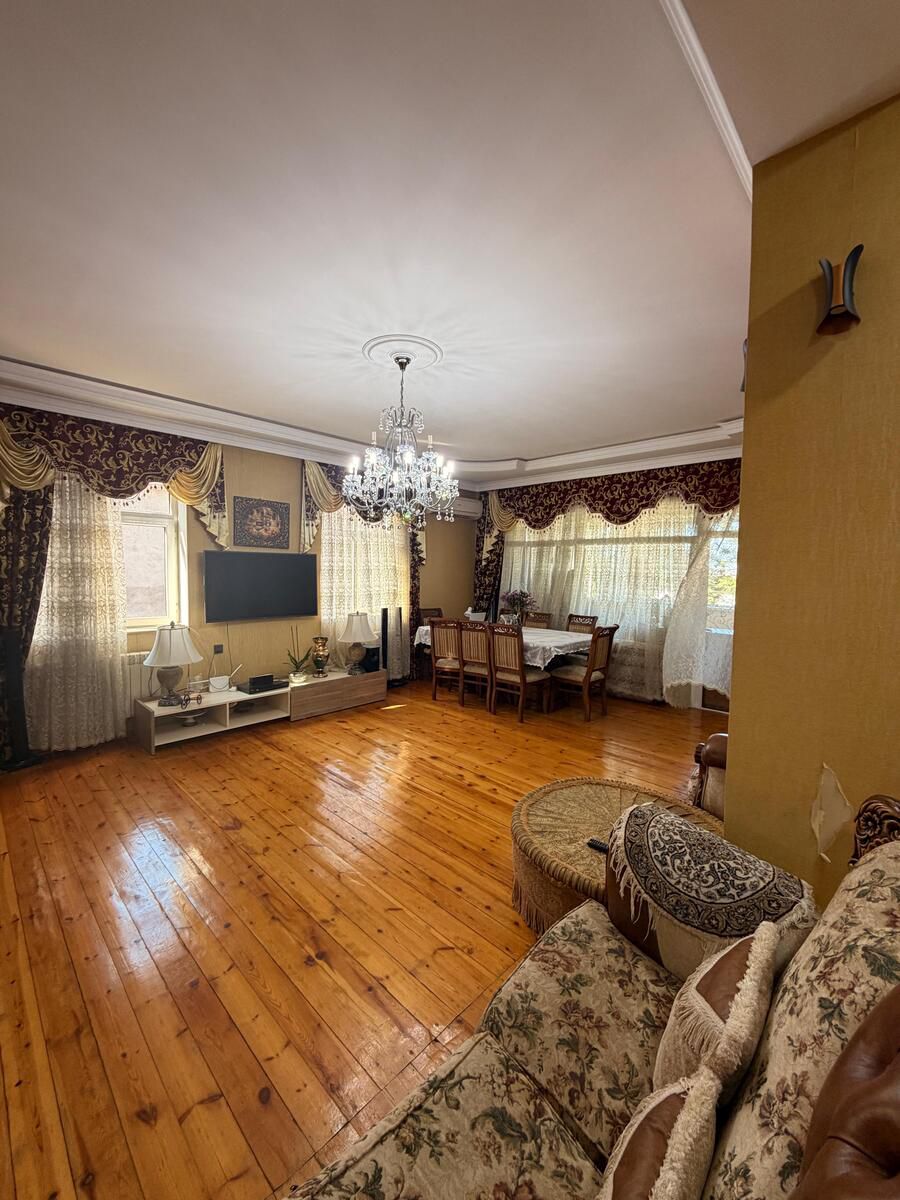 Satılır 8 otaqlı həyət evi/bağ evi 250 m² — Ev, villa, Bakı (4)