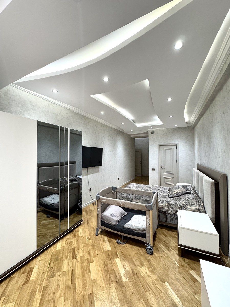 Satılır 4 otaqlı yeni tikili 230 m² — Mənzil, Bakı (10)