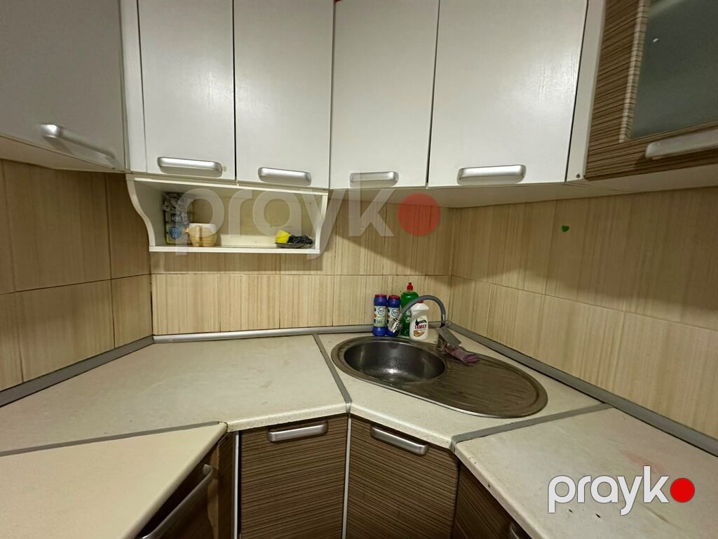 5otaqlı mənzil – insacllar metrosunun yanl 3 mertebeli heyet evin — Daşınmaz əmlak, Bakı (5)