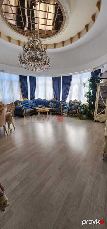 Satılır 4 otaqlı yeni tikili 220 m²