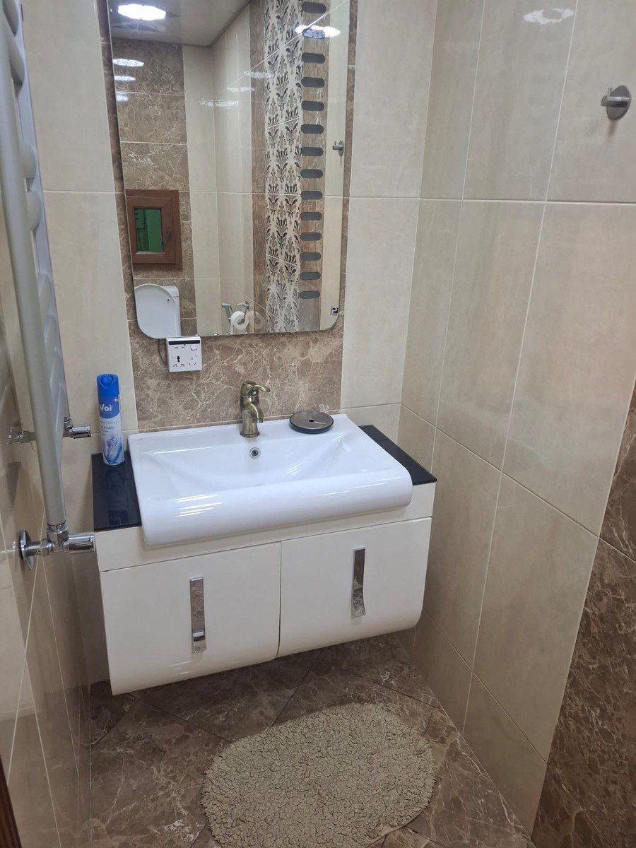 İcarəyə verilir 3 otaqlı yeni tikili 170 m² — Mənzil, Bakı (11)
