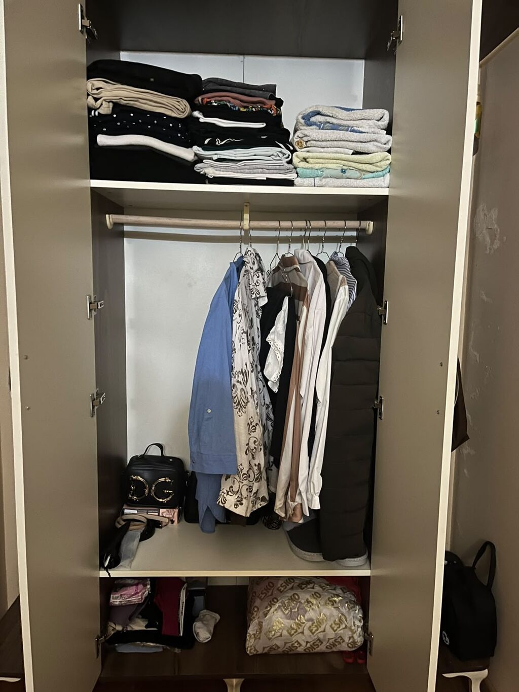 Giriş üçün geyim dolabı və asılqanlı dəst.Qırığı,sınıgı yoxdur. - İki — Mebel, Biləsuvar (2)