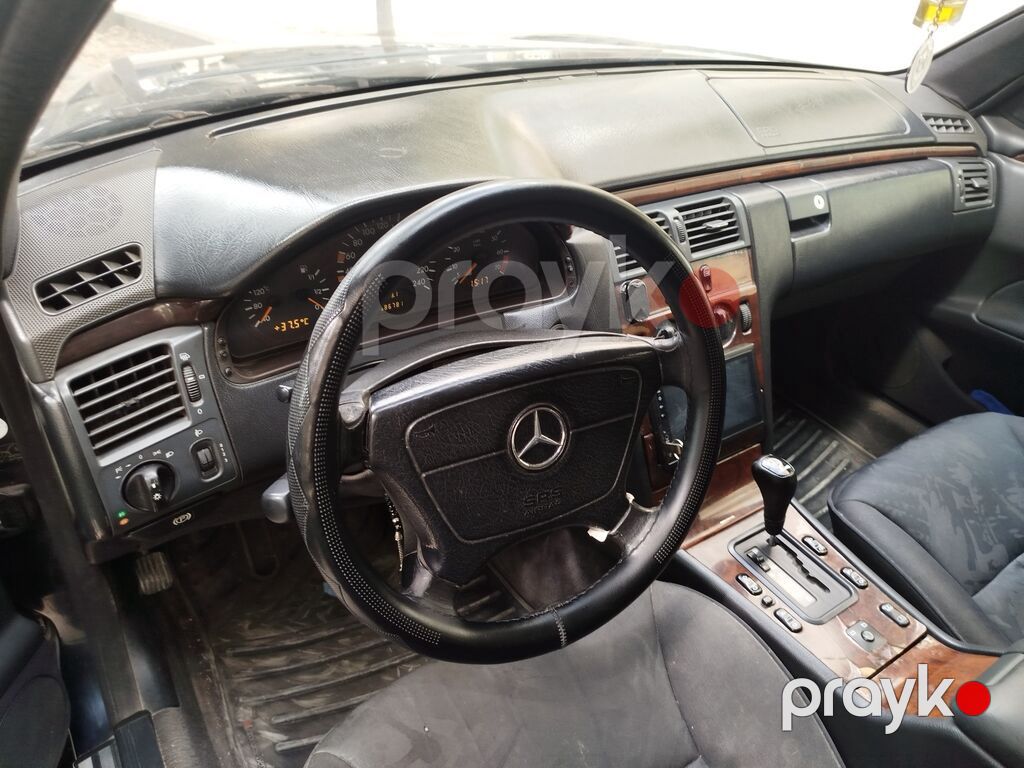 Mercedes-Benz 230: 2.3 l | 1995 il Sedan 90-RB-704 — Avto, Bakı (3)
