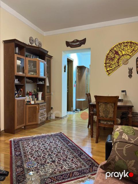 İcarəyə verilir 2 otaqlı köhnə tikili 50 m²