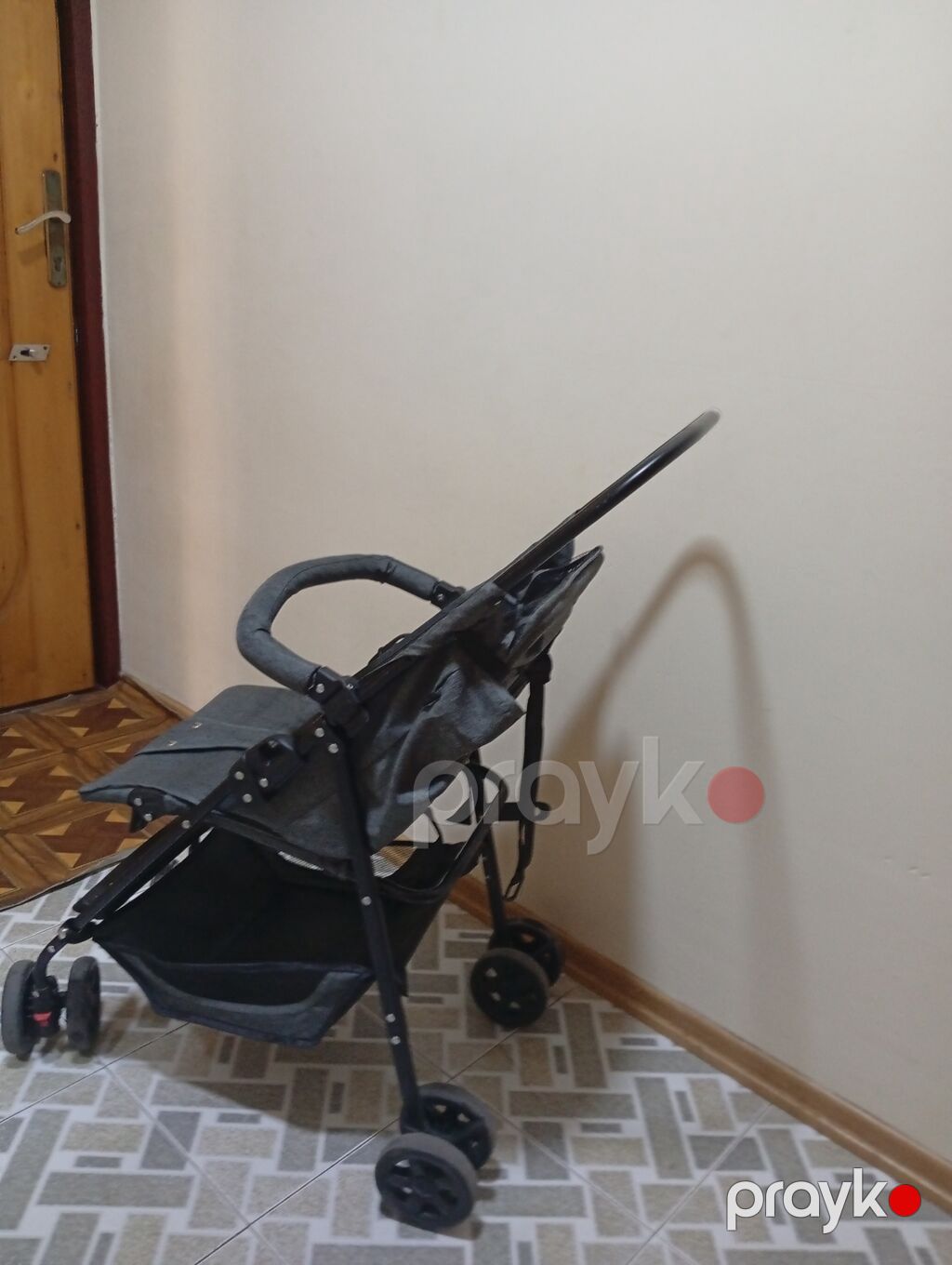 Uşaq arabası – yüngül və kompakt “umbrella” tip. Xüsusiyyətlər: - — Mallar, Bakı (4)