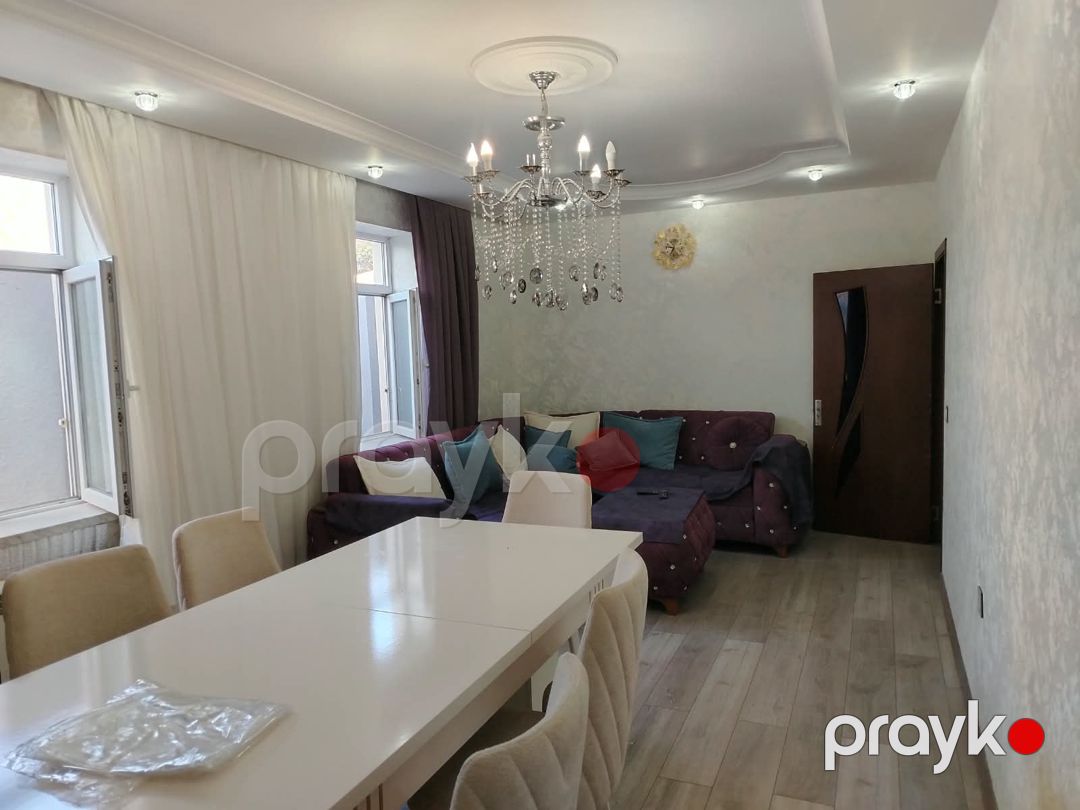 Satılır 6 otaqlı həyət evi/bağ evi 200 m² — Ev, villa, Bakı (7)