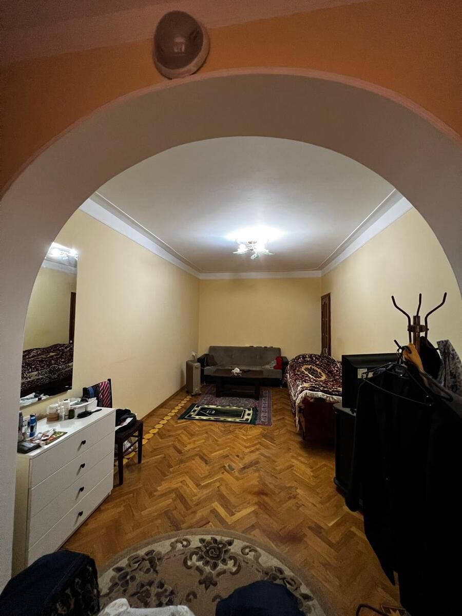 Satılır 1 otaqlı köhnə tikili 38 m² — Mənzil, Bakı (2)