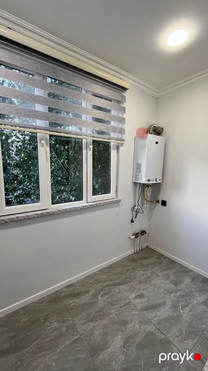 Satılır 2 otaqlı köhnə tikili 55 m² — Mənzil, Bakı (7)