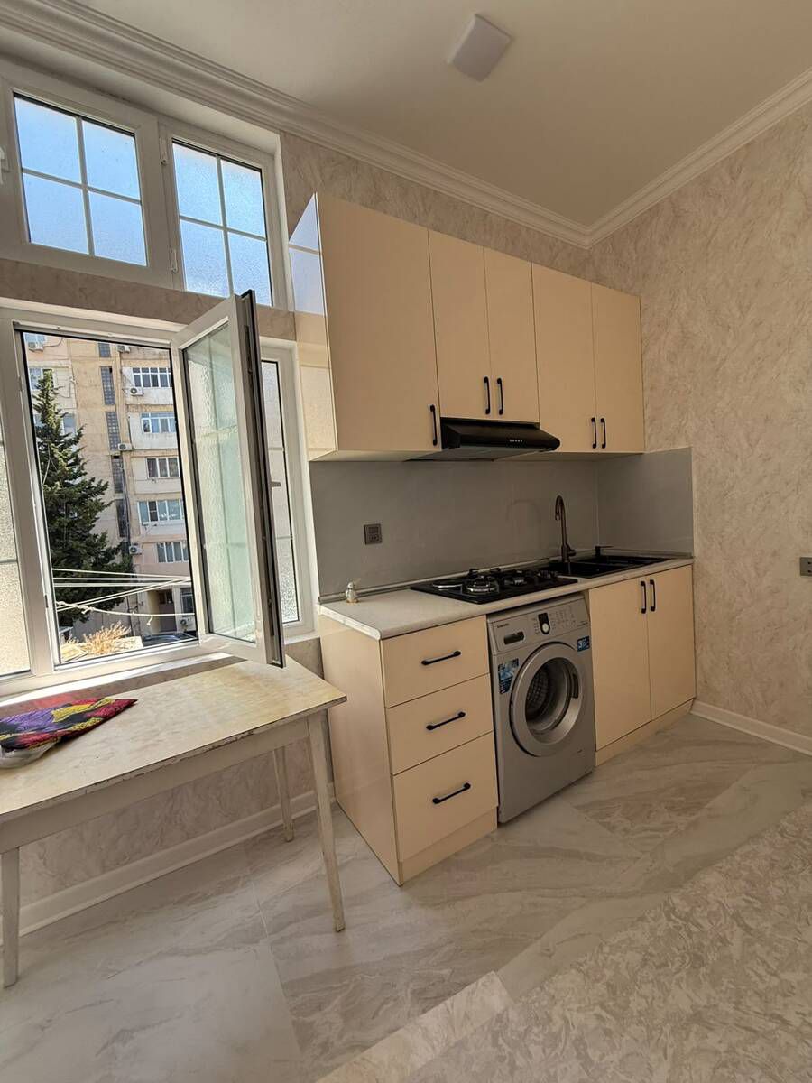 Satılır 2 otaqlı köhnə tikili 44 m² — Mənzil, Bakı (7)