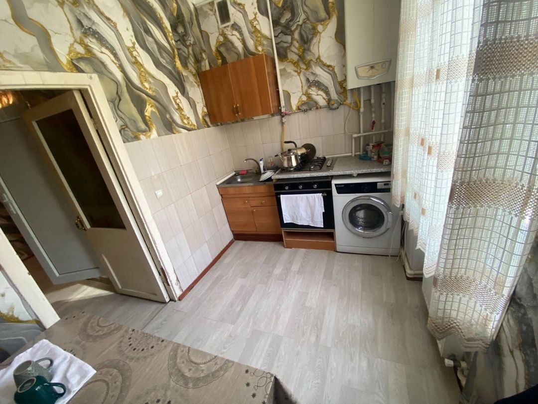 İcarəyə verilir 2 otaqlı köhnə tikili 60 m² — Mənzil, Bakı (8)