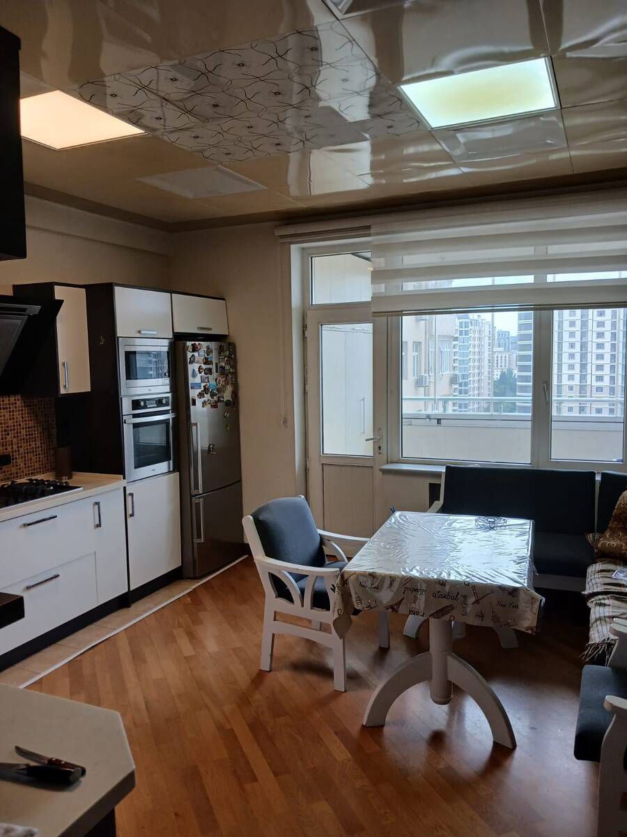 İcarəyə verilir 4 otaqlı yeni tikili 180 m² — Mənzil, Bakı (4)
