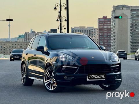 Porsche Cayenne Turbo S, 4.8 L, 2014 il, 220 000 km