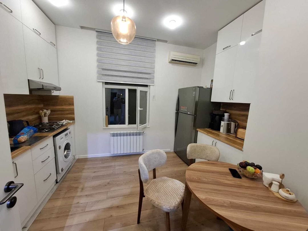 Satılır 4 otaqlı köhnə tikili 105 m² — Mənzil, Bakı (6)