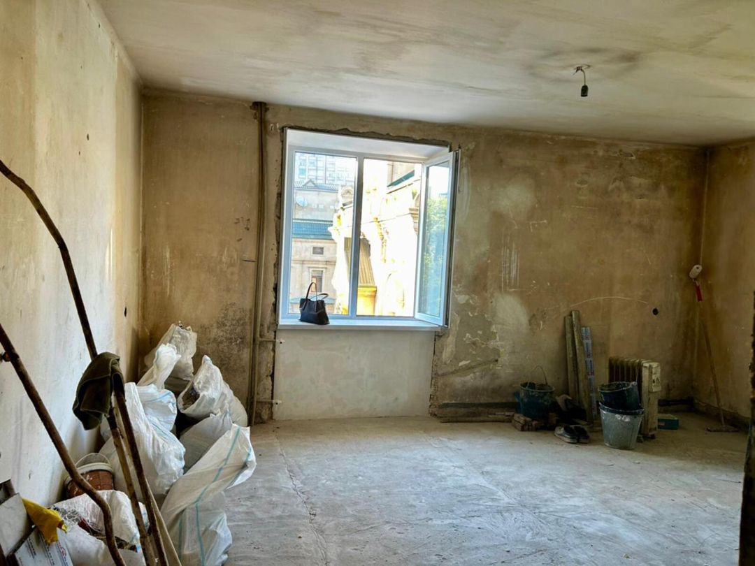 Satılır 2 otaqlı köhnə tikili 55 m² — Mənzil, Bakı (3)