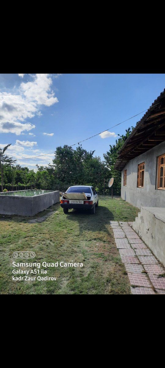 Həyət evi, Şəki küdürlü kəndi — Daşınmaz əmlak, Şəki (5)