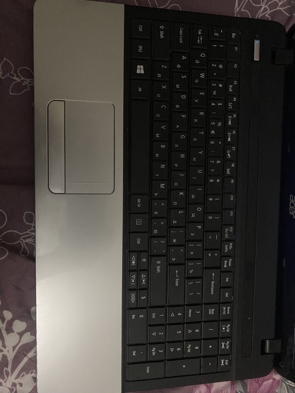 Acer noutbuk Xüsusiyyətlər: - Ekran: 15.6" (LED), veb-kamera yuxarı — Acer, Masazır (4)