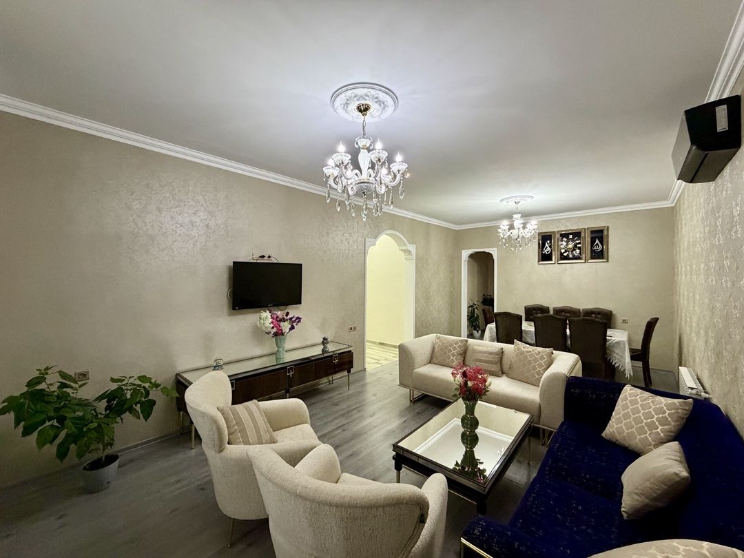 Satılır 8 otaqlı həyət evi/bağ evi 320 m² — Ev, villa, Bakı (8)