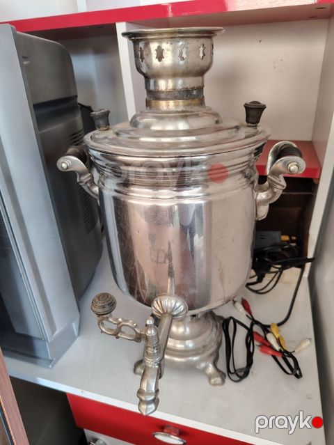 Məhsul: Köhnə tip samovar və əl işi ağac lövhə tablo Təsvir: -