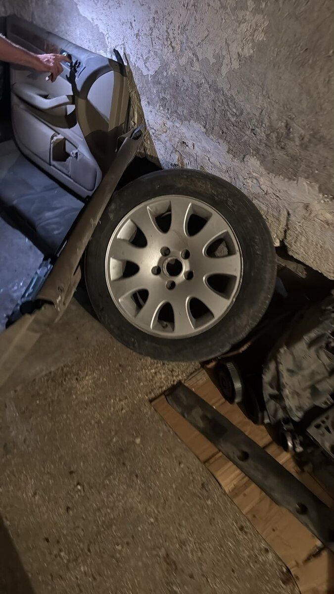 Audi A6 2001 3 mühərriyi — Ehtiyat hissələri və aksesuarlar, Bakı (5)